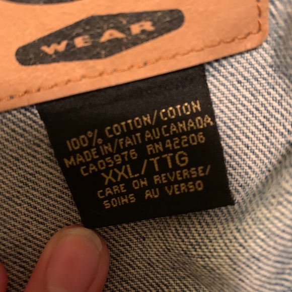 light washed denim jacket - Picture 6 of 6